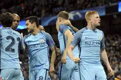 足球比拼 足球比拼